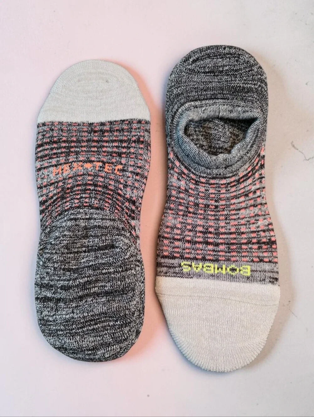 Bombas Low-Cut Performance Socks. Gray & Pink. Large Unisex Sizing. Set Of 2.